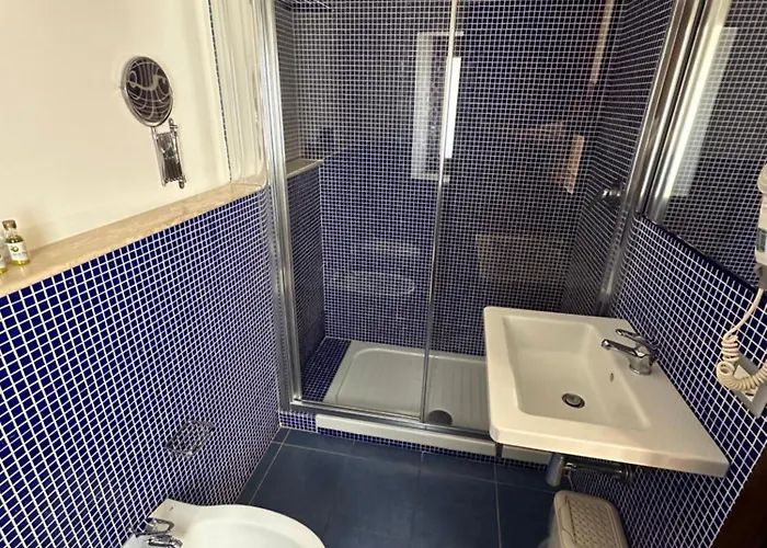 Lorylu Guest house 4*